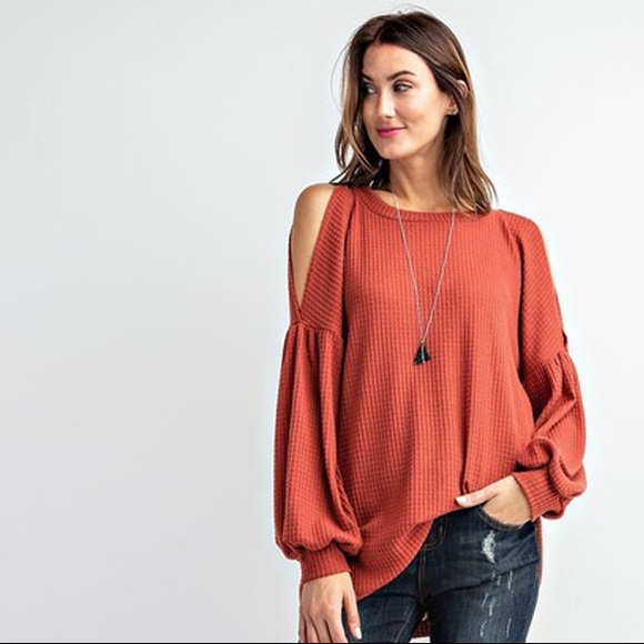 Waffle Weave Cold Shoulder Top - Picture 2 of 5